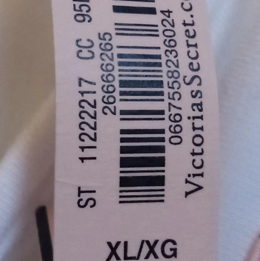 New Victoria's Secret White Padded Cotton Cutout Longline Sports Bra Size XL - Picture 7 of 7